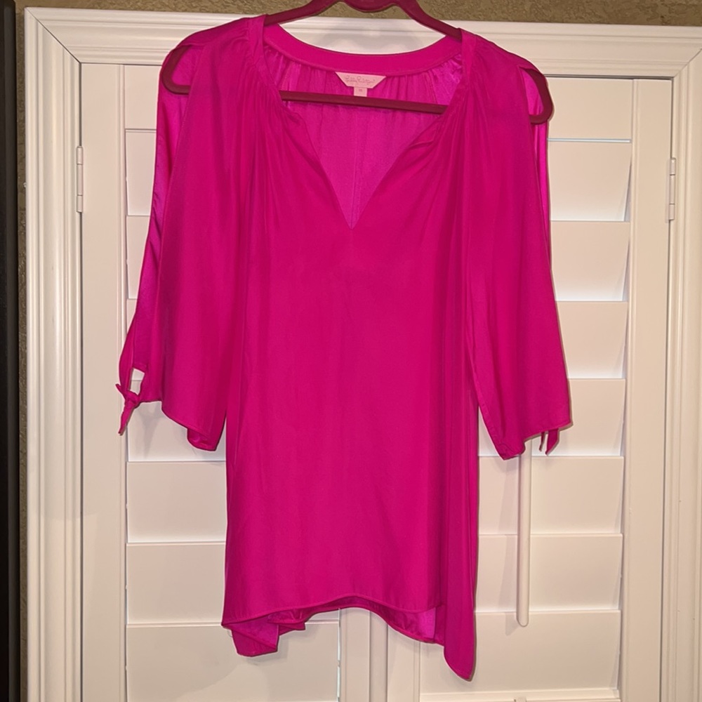 Lilly Pulitzer Magenta open sleeve blouse EUC Md